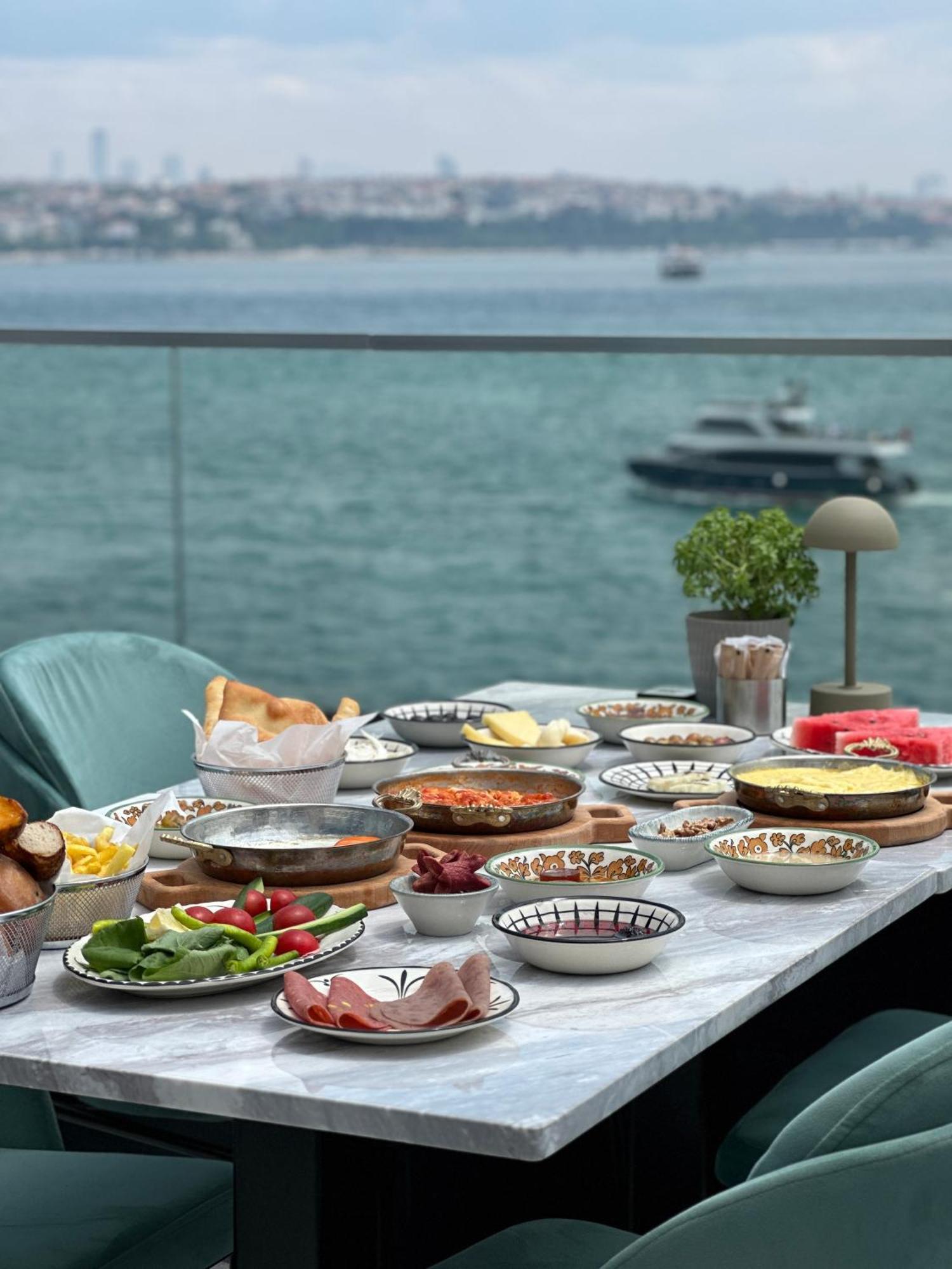 Pera Bosphorus Hotel 伊斯坦布尔 外观 照片